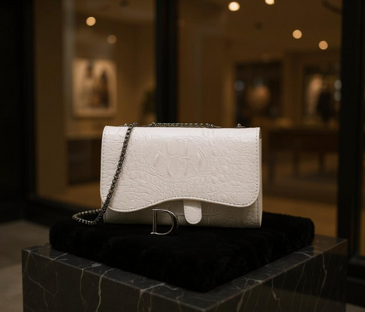 White Saddle Signature Bag – Crocodile-Embossed Microfiber Shoulder Elegance