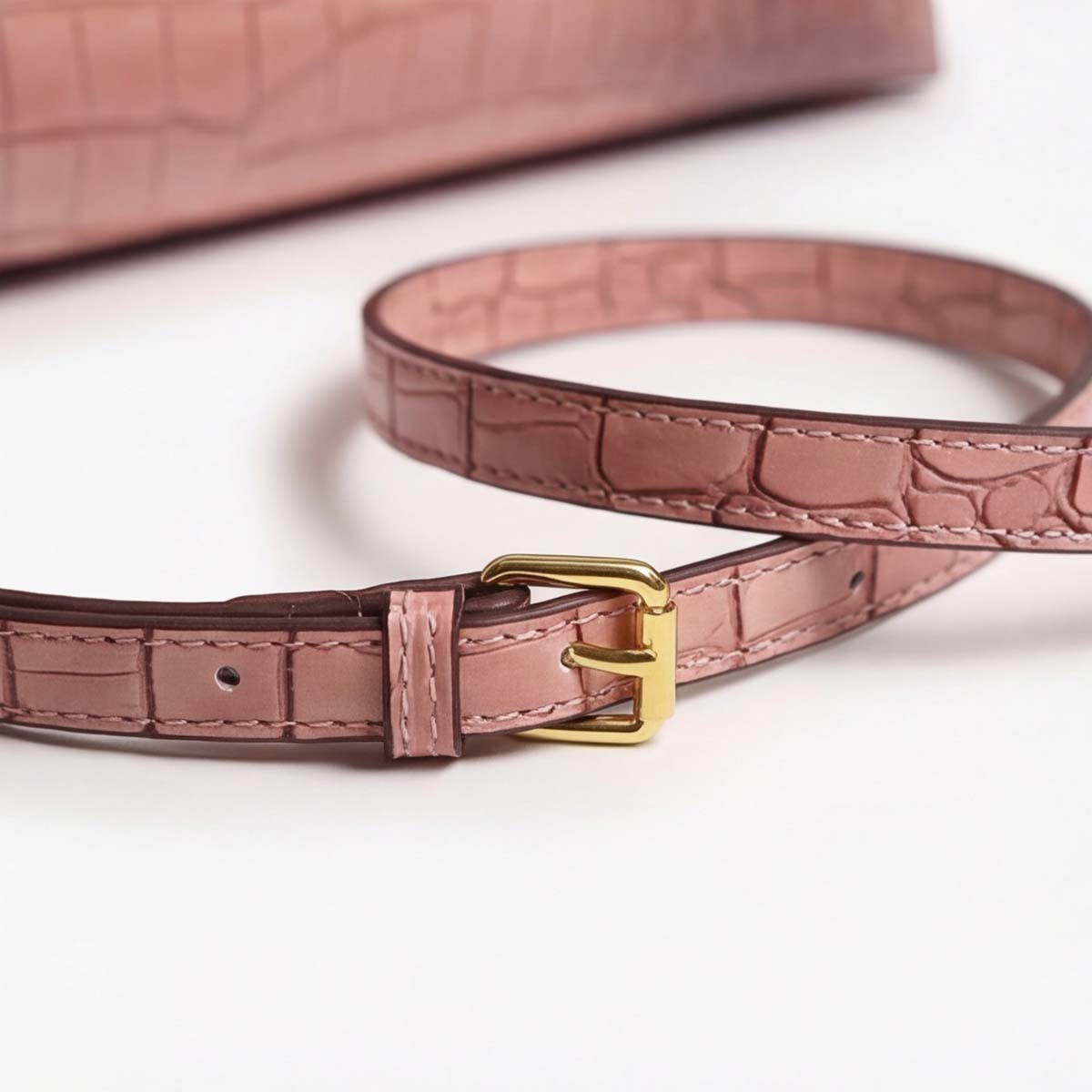 Crokky 2 Pink — 천연 가죽 악어 엠보싱 탑 핸들 크로스바디 백