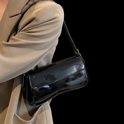 Arlet QS Clean 44 — Slim Baguette Shoulder Bag — (nessuna)