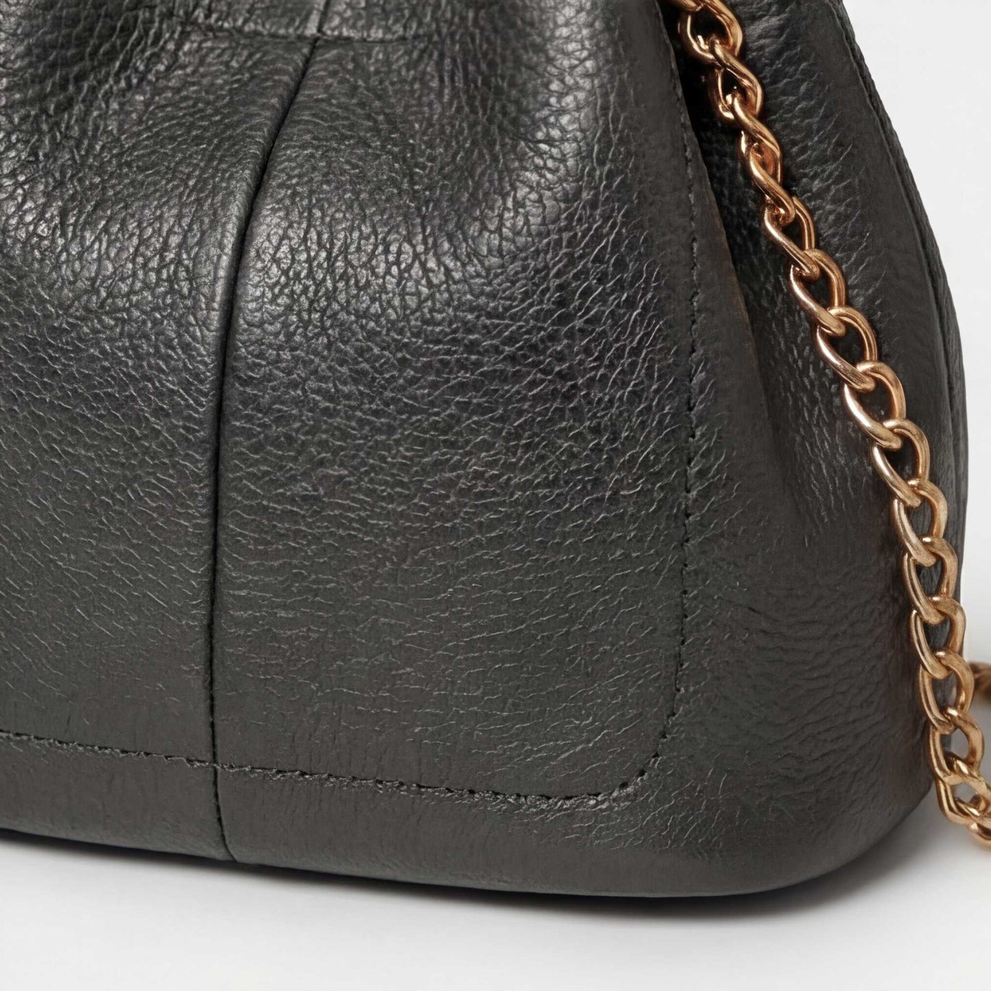 Prysm 1 Grey — Skórzana torebka worek z łańcuszkiem