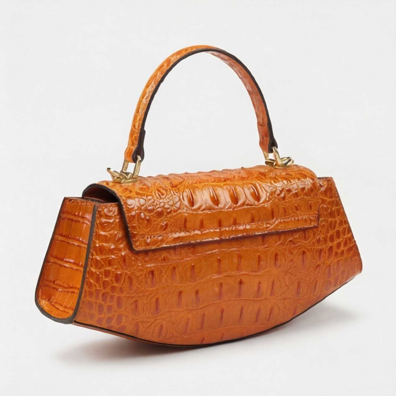 Crokky 4 Orange — Bolso de mano estilo saddle con bandolera en piel vegana efecto cocodrilo