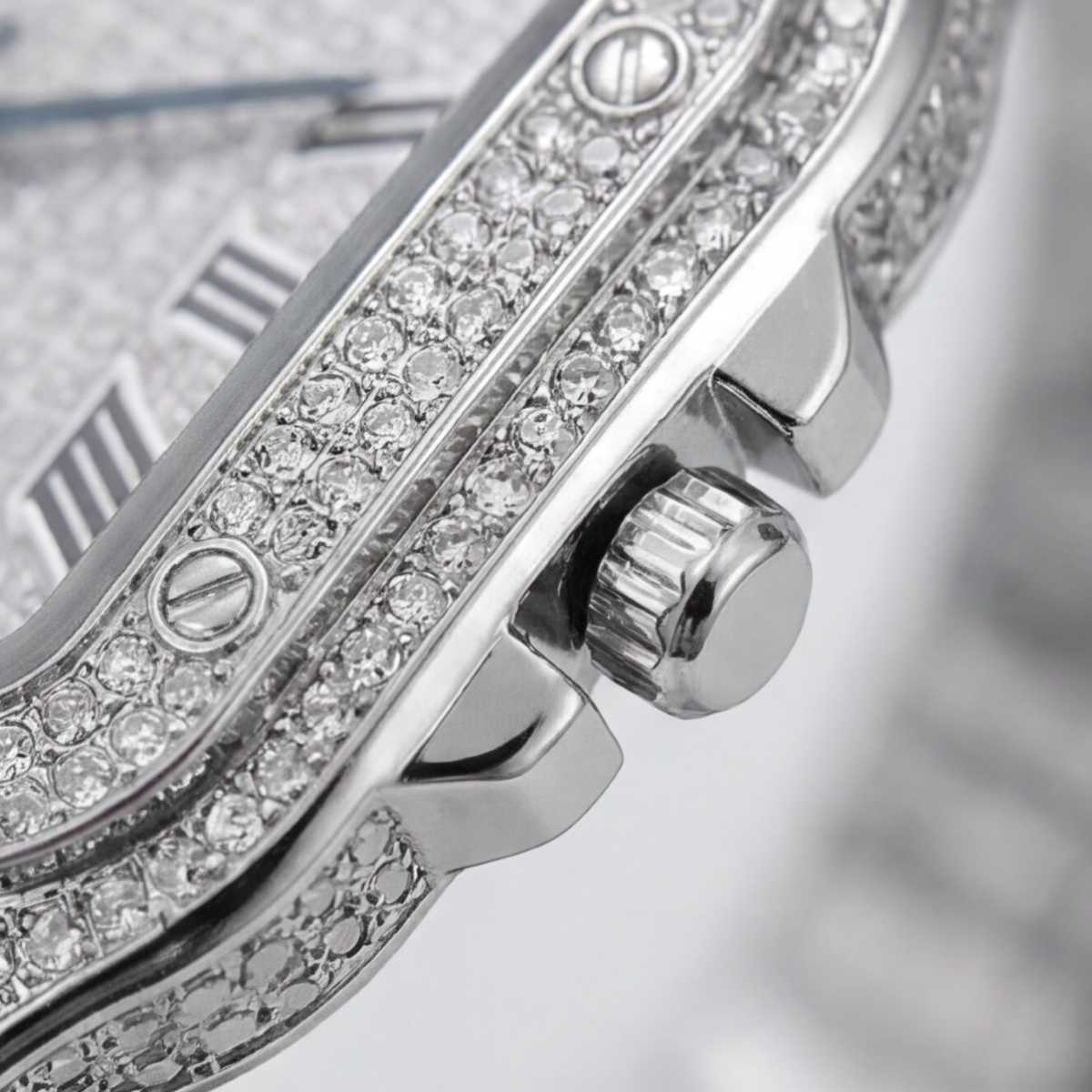 Trillionaire Watch 2 Silver — Firkantet pavé kvarts-herreur med romertal