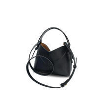 Nivelle AR 31 Prysm — Small Bucket Shoulder Crossbody Bag — (nessuna)