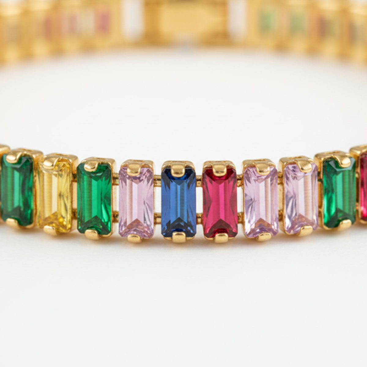 Crystalis B — 6mm Rainbow Pavé Tennis Bracelet — (nessuna)