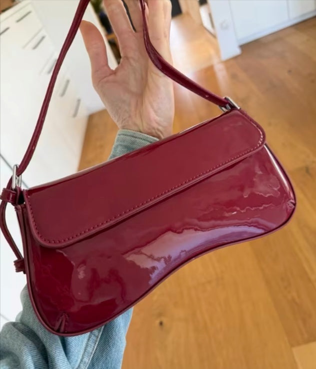 A Clean 44 — Slim Shoulder Baguette Bag · Images from those who chose this product · 4 / 21