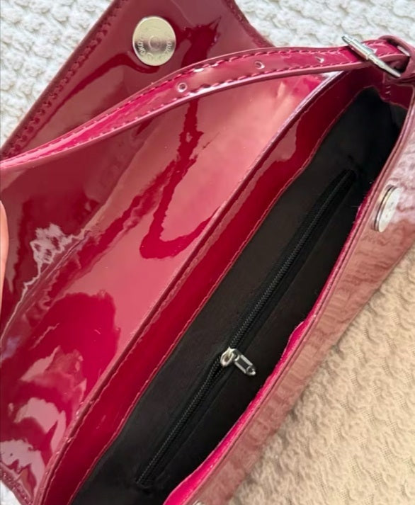 A Clean 44 — Slim Shoulder Baguette Bag · Images from those who chose this product · 16 / 21