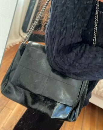 A Minimal 77 — Sac Tote d'Épaule avec Chaîne · Images de celles et ceux qui ont choisi ce produit · 11 / 25