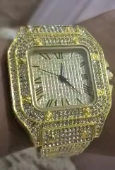 Trillionaire Watch 2 Gold — Orologio al quarzo da uomo quadrato con pavé e numeri romani · Immagini di chi ha scelto il prodotto · 1 / 4