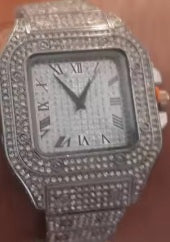 Trillionaire Watch 2 Silver — Fyrkantig herrklocka med kvartsurverk, pavé och romerska siffror · Bilder från dem som valde produkten · 7 / 14